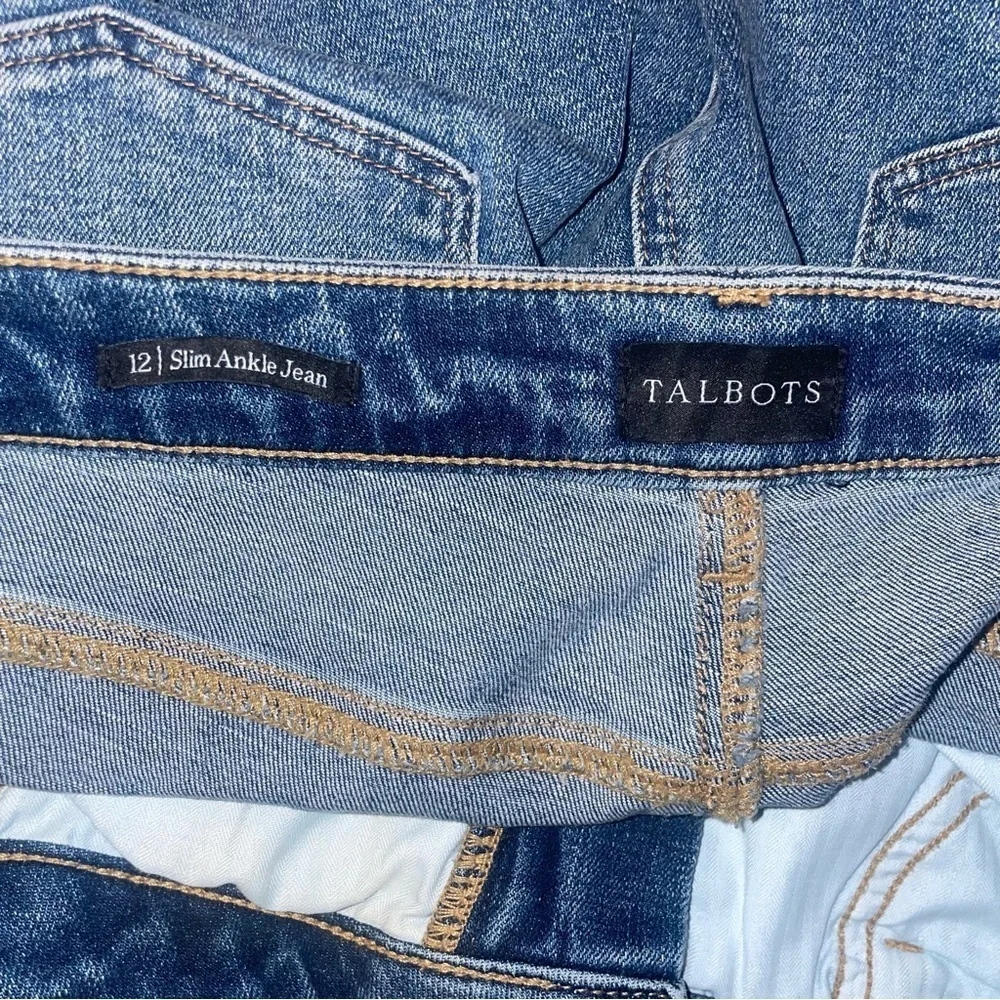 Talbots Slim Ankle Jeans W/ Studded Detail‎ Size 12
